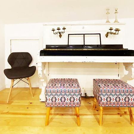 The Postcard Lisbon Bed and Breakfast Exteriör bild